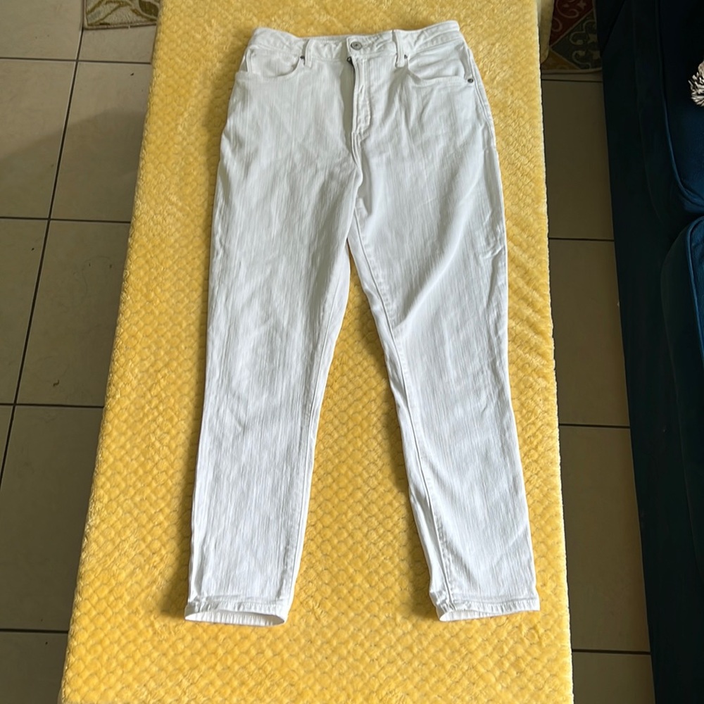 Curve love A&F jeans